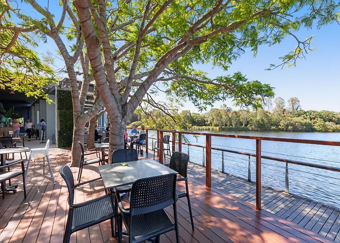 Best Western Plus North Lakes Hotel