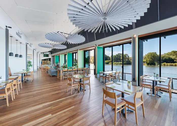 Best Western Plus North Lakes Hotel