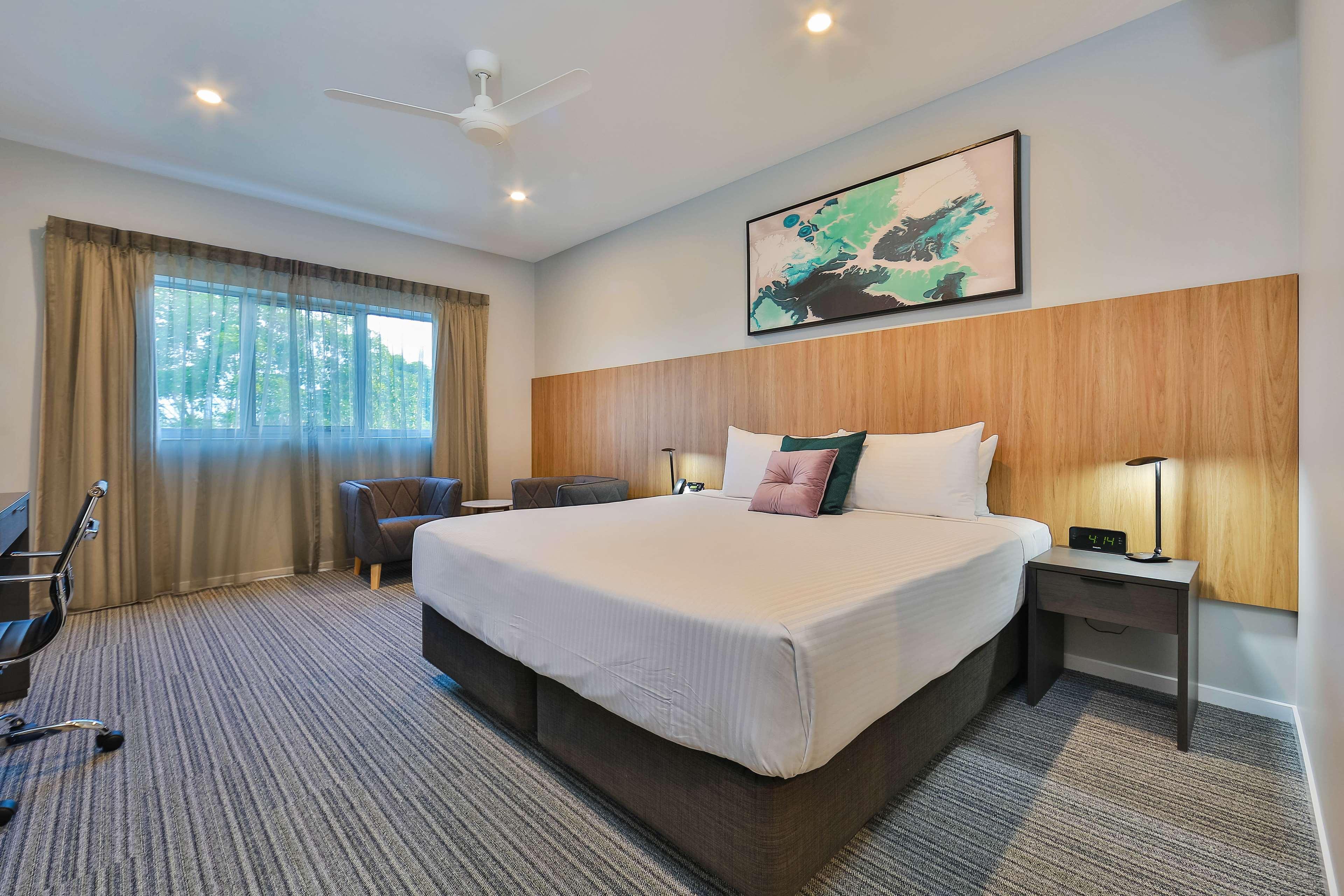 Western 4* North Lakes