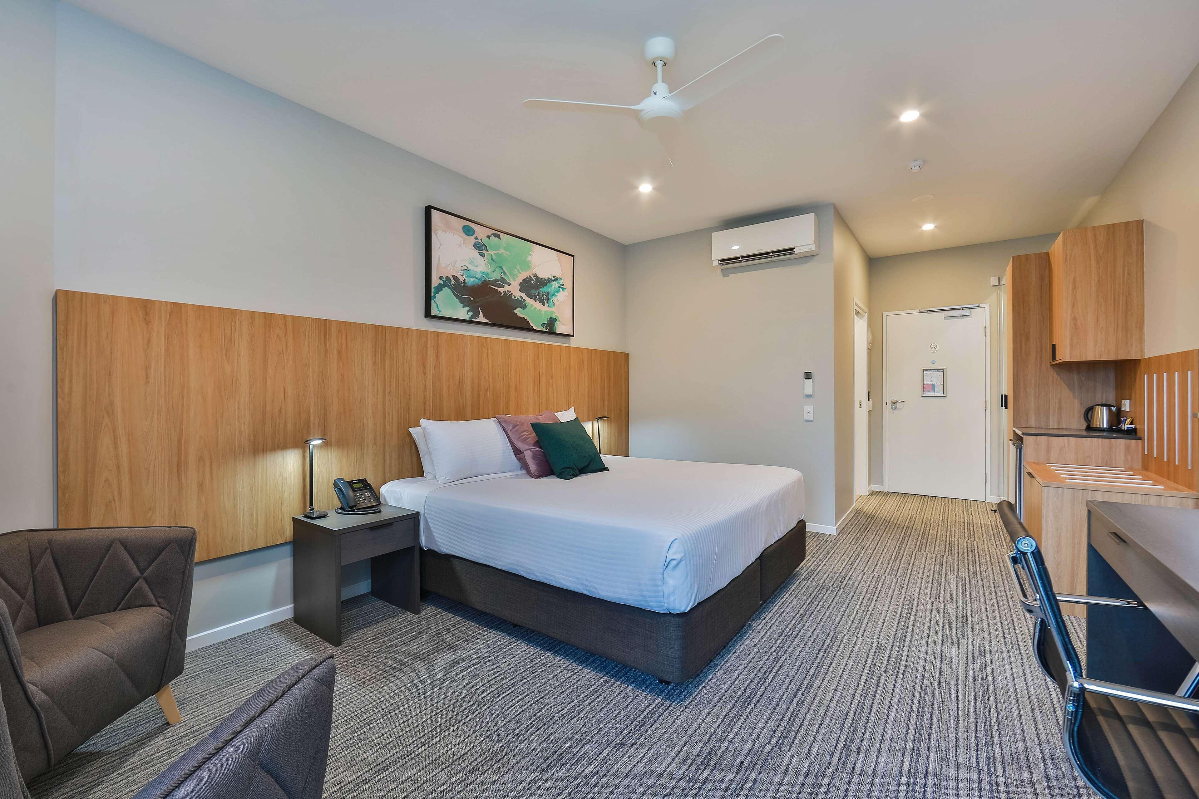 Hotel Western North Lakes